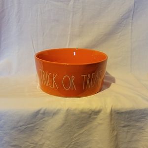 Rae Dunn XL TRICK OR TREAT Bowl
